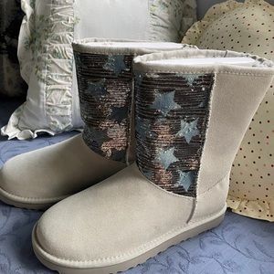 Ugg classic short gray Ugg boots